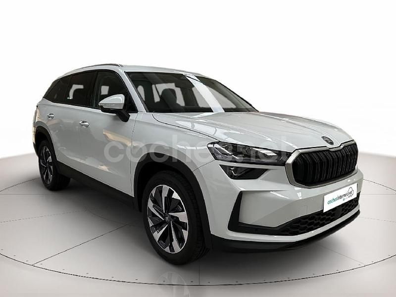Blanco Nuevo 2025 Skoda Kodiaq Selection SUV | 39.900 € (Precio justo) - Imagen 1/4