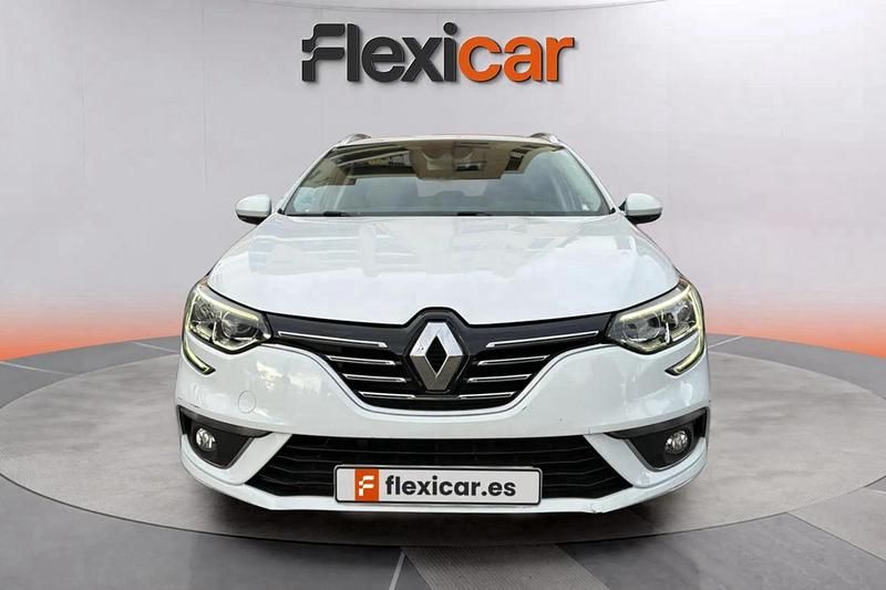 Usado Renault Mégane GrandTour Zen 140 CV (102 kW) 2019 Blanco Familiar