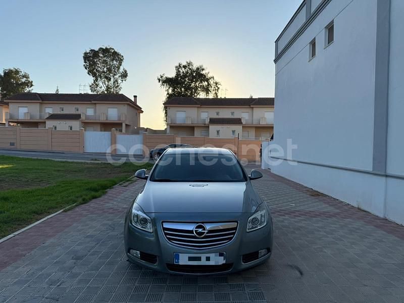 Gris / plata Usado 2012 Opel Insignia Excellence Berlina | 5499 € (Super precio) - Imagen 1/4