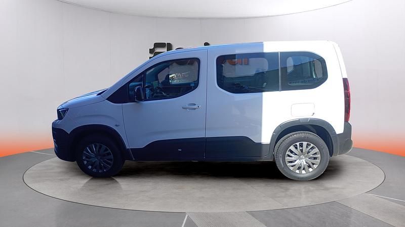 Usado Peugeot Rifter Active 102 CV (75 kW) 2023 Blanco Monovolumen