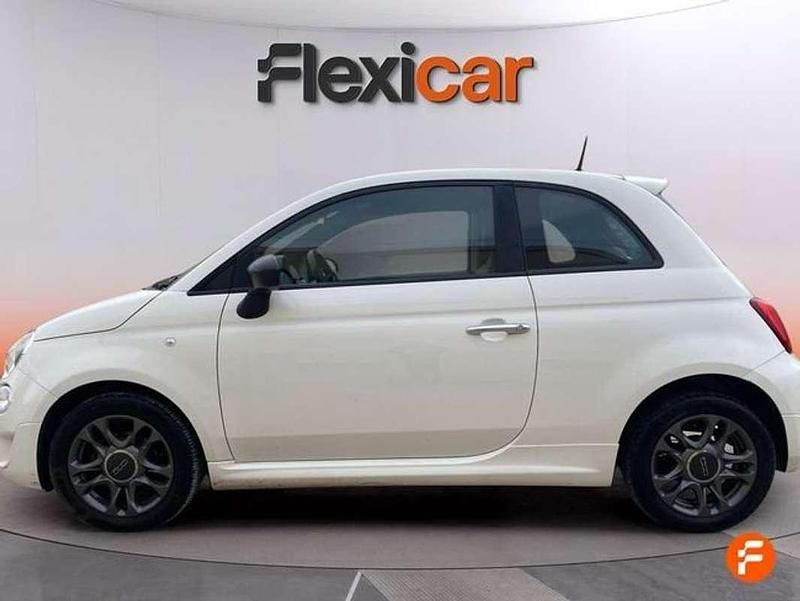Usado Fiat 500 Club 71 CV (52 kW) 2022 Blanco Berlina