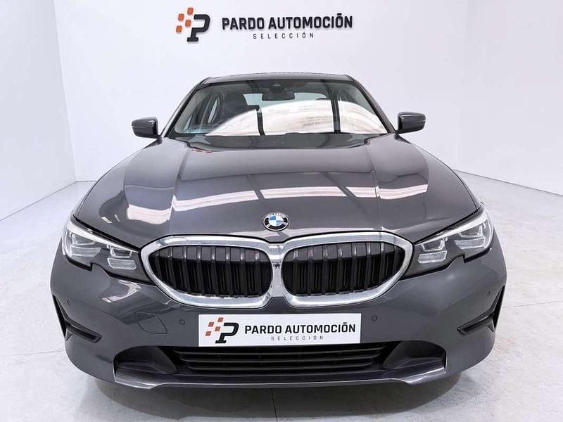 Usado BMW 318 150 HP (110 kW) 2020 Cinzento Sedan