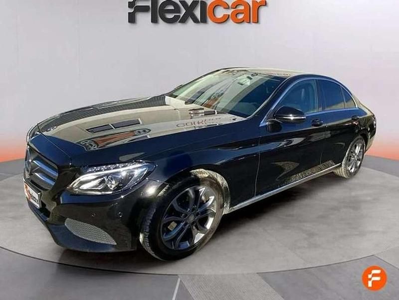 Usado Mercedes C180 156 CV (114 kW) 2016 Negro Berlina