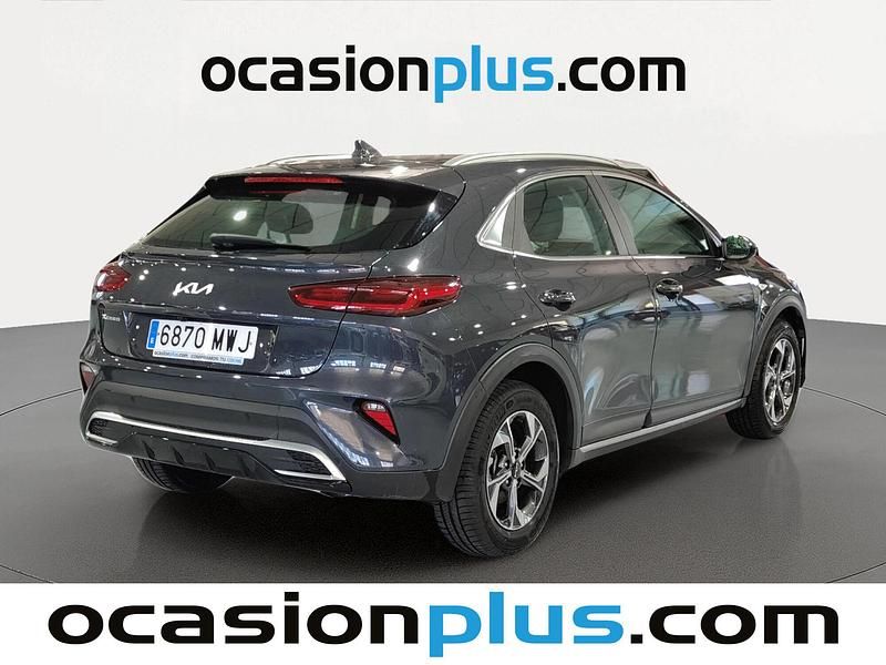 Usado Kia XCeed 100 CV (73 kW) 2024 Gris SUV