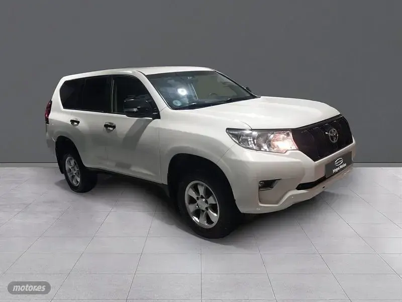 Usado Toyota Land Cruiser 177 CV (130 kW) 2018 Blanco SUV