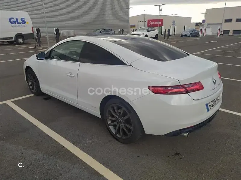 Usado Renault Laguna Coupé 150 CV (110 kW) 2012 Blanco Coupe