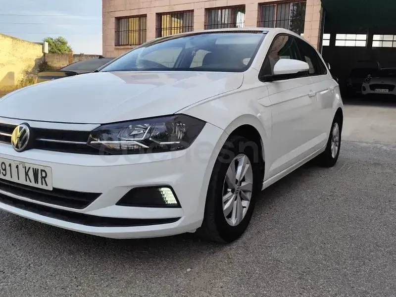 Usado VW Polo Advance 95 CV (69 kW) 2019 Blanco Utilitario