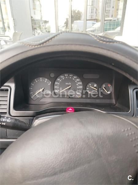 Usado Ford Escort 60 CV (44 kW) 1994 Negro Berlina