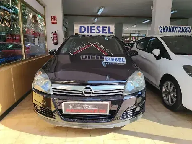 Usado Opel Astra Enjoy 119 CV (87 kW) 2005