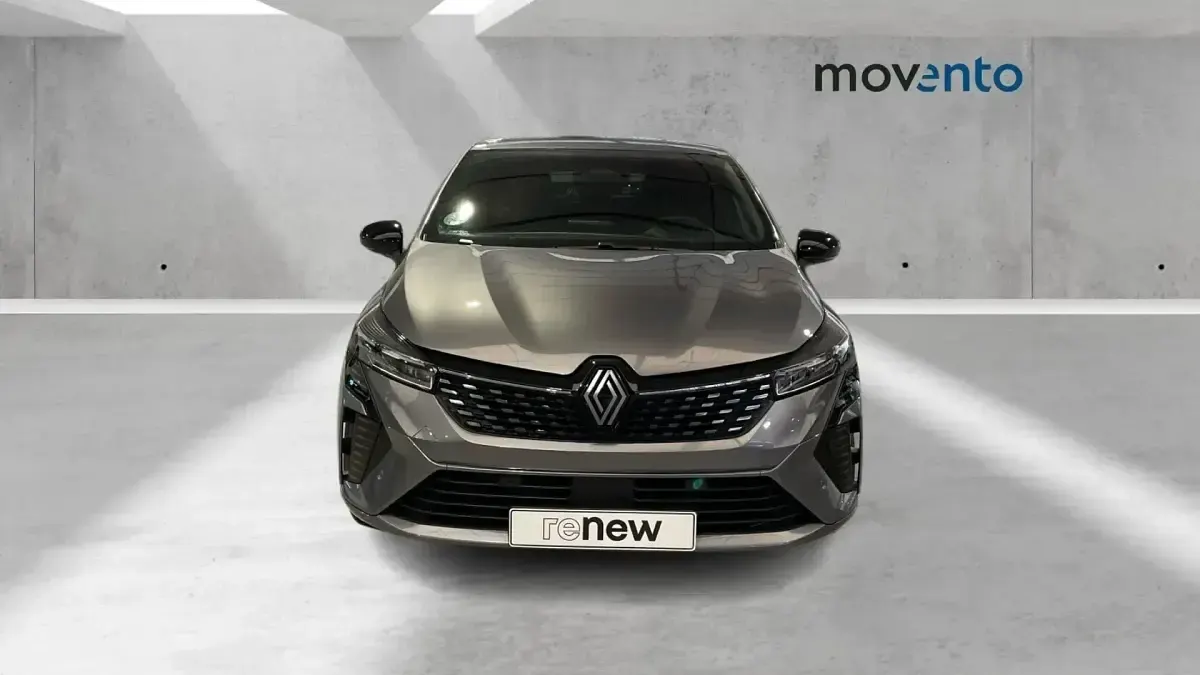Usado Renault Clio V Techno 100 CV (73 kW) 2025 Gris Berlina