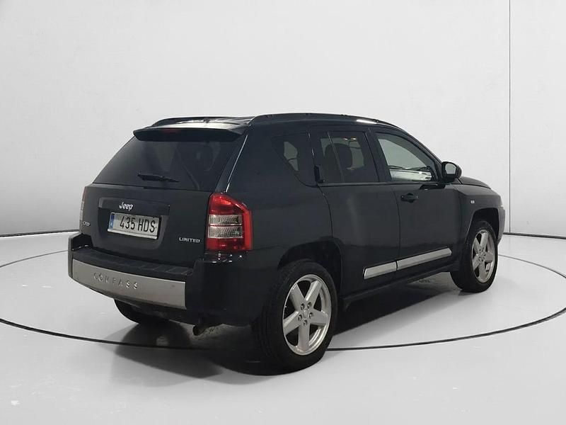 Begagnad Jeep Compass Limited 163 HK (119 kW) 2011 Svart SUV