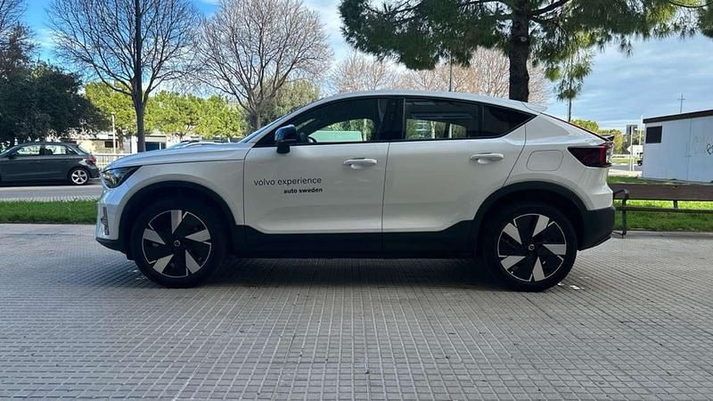 Usado Volvo EC40 Plus 175 kW (238 CV) 2024 Eléctrico SUV
