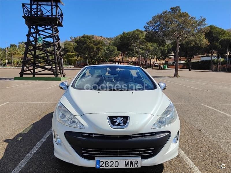 Usado Peugeot 308 CC Sport 112 CV (82 kW) 2009 Blanco Descapotable