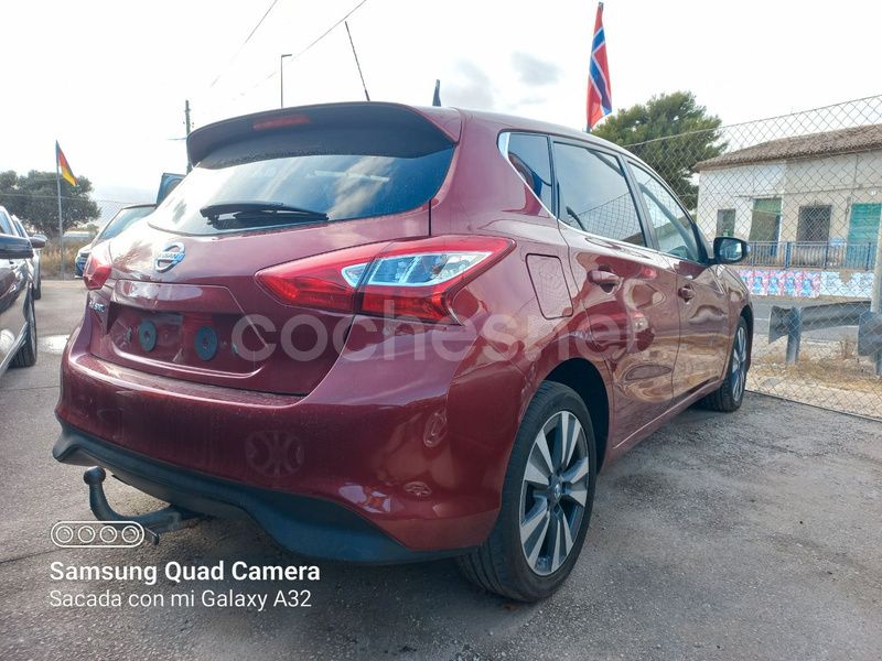 Usado Nissan Pulsar Visia 115 CV (84 kW) 2014 Rojo Berlina