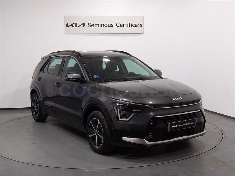 Usado Kia Niro 129 CV (94 kW) 2025 Negro SUV
