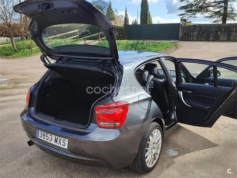 Usado BMW 118 170 CV (125 kW) 2013 Gris / plata Utilitario