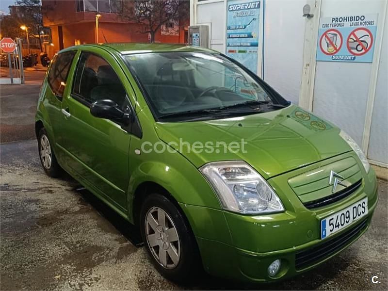 Verde Usado 2004 Citroën C2 Utilitario | 2400 € (Precio justo) - Imagen 1/4