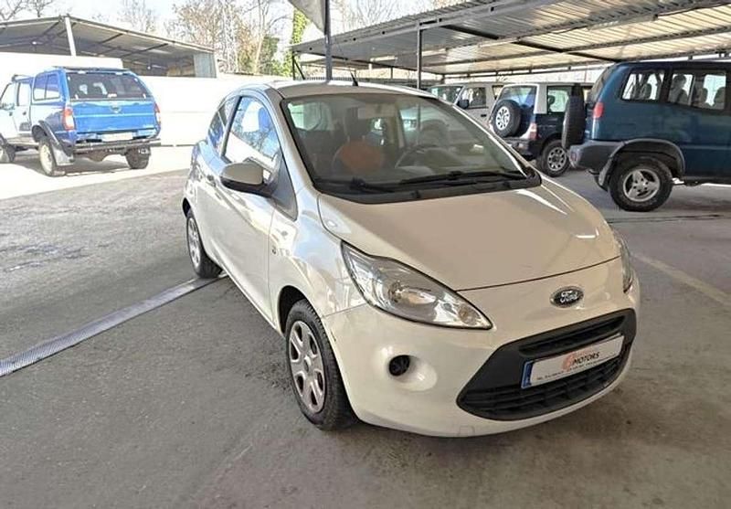 Usado Ford Ka S 69 CV (50 kW) 2016 Blanco Utilitario