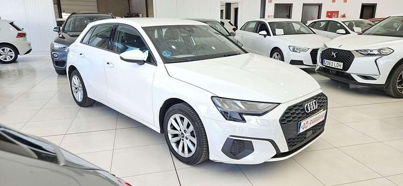 Usado Audi A3 Sportback 109 CV (80 kW) 2021 Blanco Utilitario