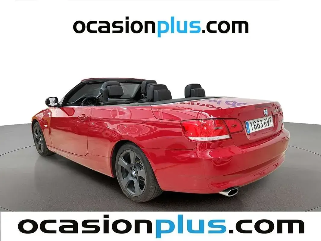 Usado BMW 320 Cabriolet 170 CV (125 kW) 2010 Rojo Descapotable