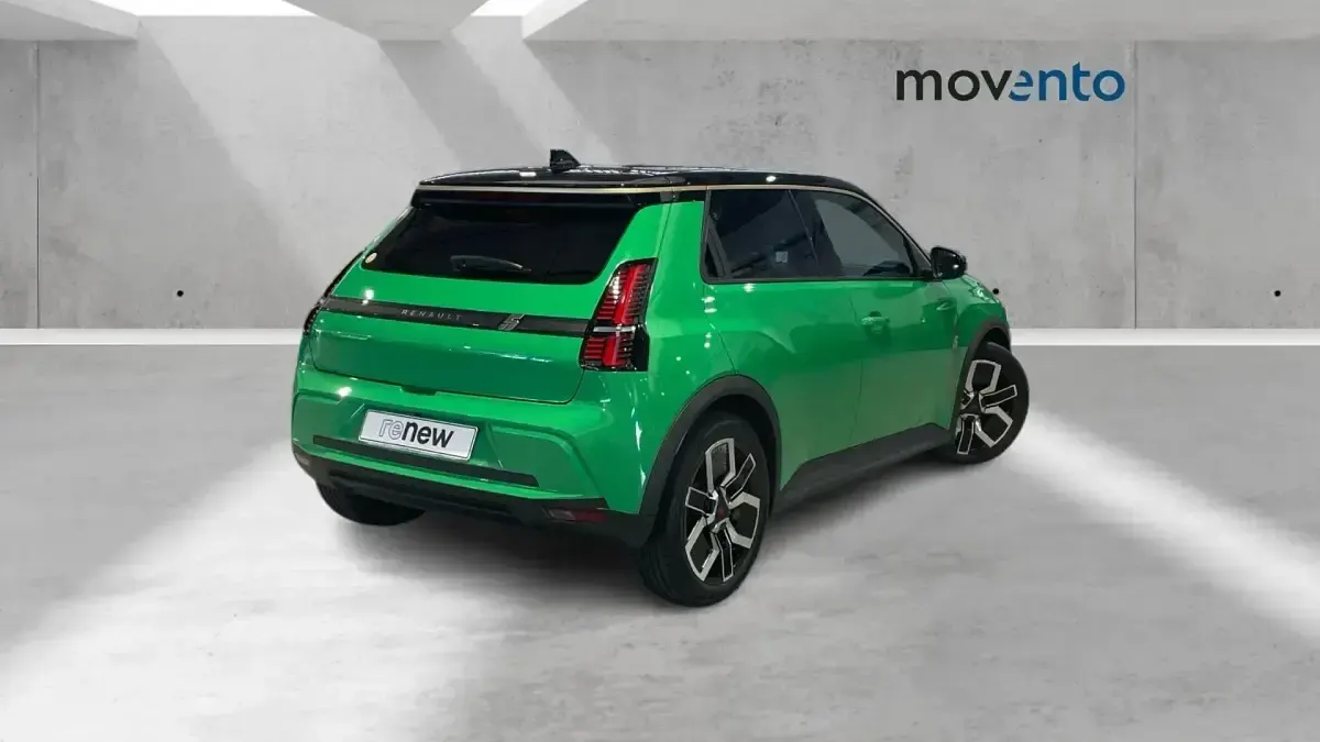 Usado Renault R5 Techno 110 kW (150 CV) 2025 Verde Utilitario
