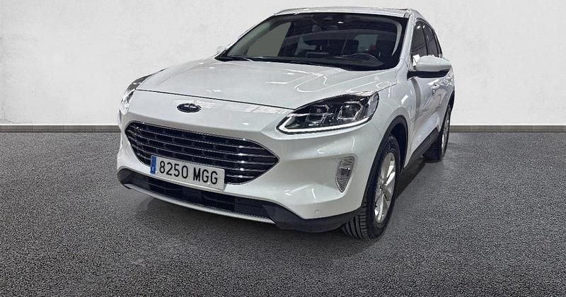 Usado Ford Kuga Titanium 150 HP (110 kW) 2023 SUV