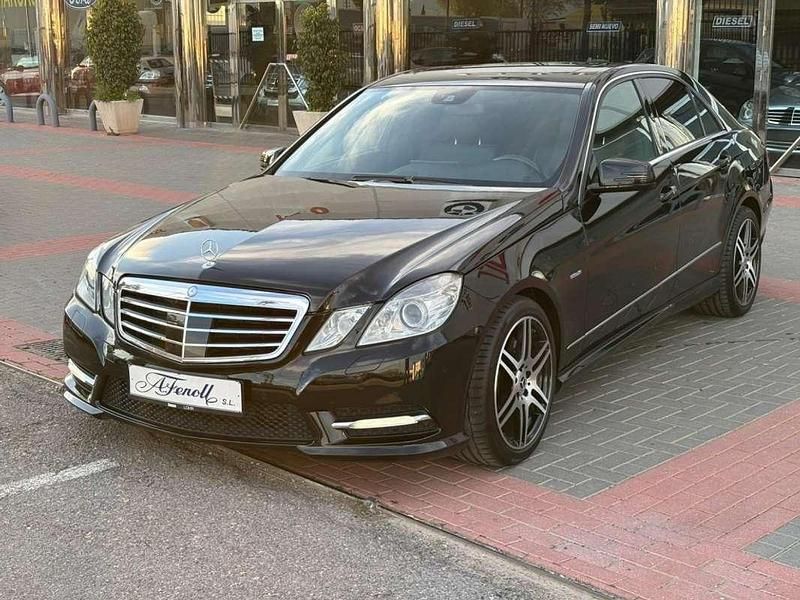 Usado Mercedes E350 265 CV (194 kW) 2012 Negro Berlina