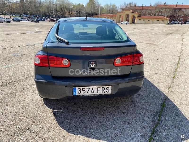 Usado Renault Laguna III Privilege 170 CV (125 kW) 2007 Negro Berlina