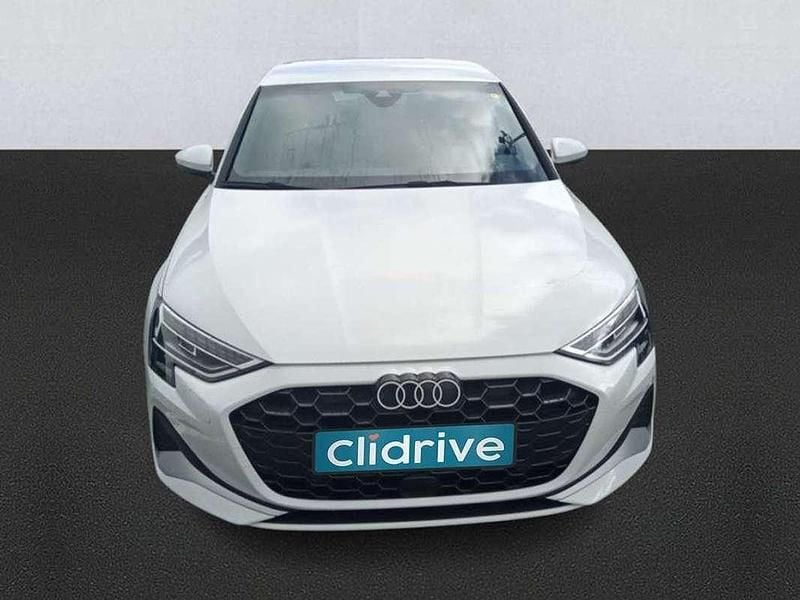 Usado Audi A3 Sportback Advanced 116 CV (85 kW) 2024 Blanco Utilitario