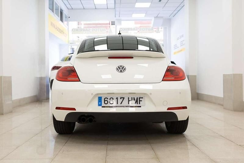 Usado VW Beetle Sportline 140 CV (102 kW) 2013 Blanco Utilitario