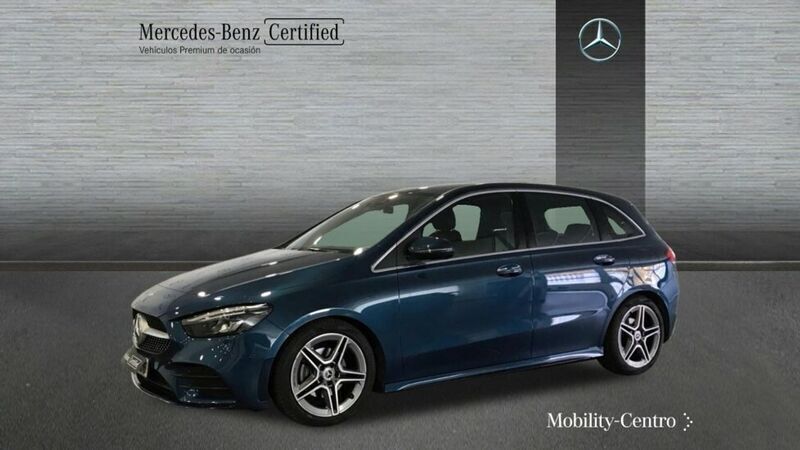 Denim blue metallic paint Usado 2019 Mercedes B200 AMG line Monovolumen | 25.900 € (Un poco caro) - Imagen 1/4