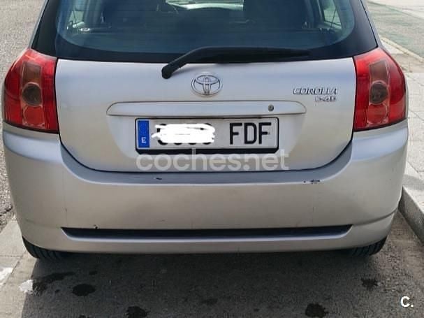 Usado Toyota Corolla Luna 116 CV (85 kW) 2006 Gris / plata Berlina