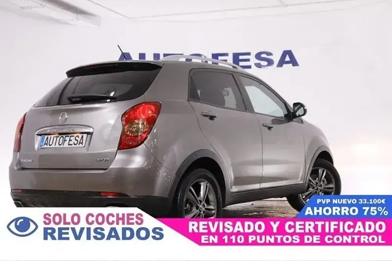 Usado SsangYong Korando Limited 175 CV (128 kW) 2010 Gris / plata SUV