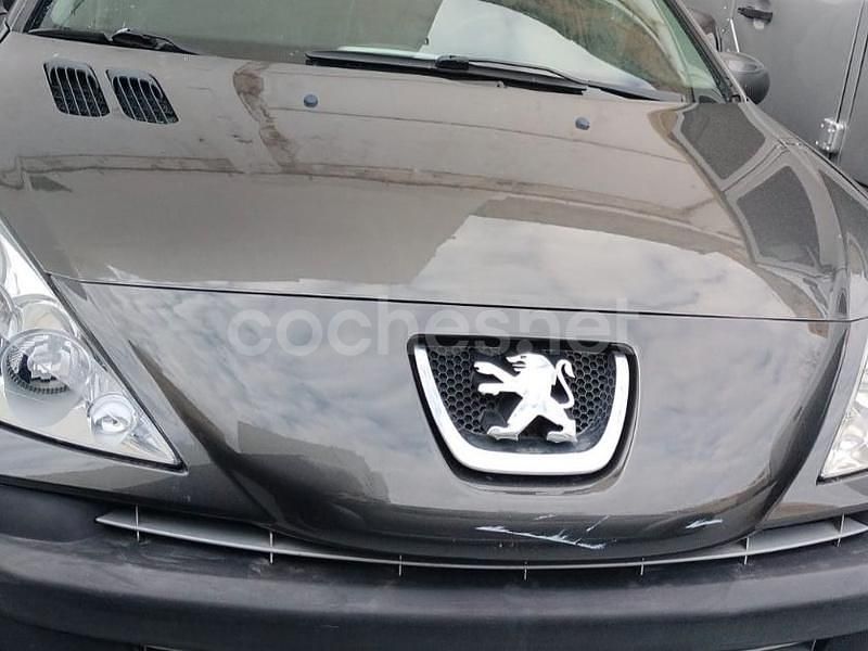 Negro Usado 2012 Peugeot 206 Berlina | 5500 € (Un poco caro) - Imagen 1/4