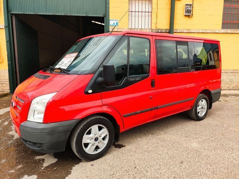Rojo Usado 2014 Ford Transit Familiar | 20.999 € - Imagen 1/4