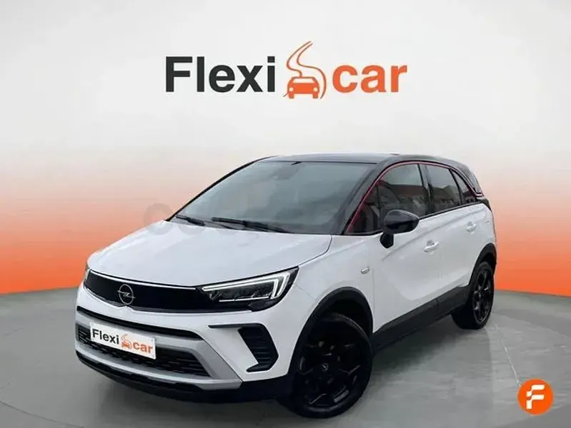 Usado Opel Crossland GS Line 110 CV (80 kW) 2022 Blanco SUV