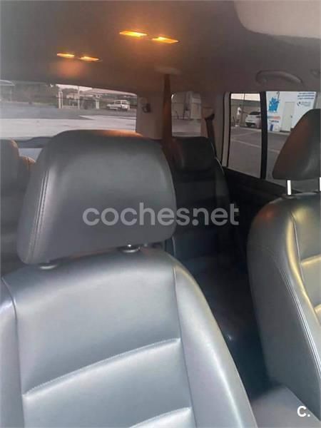 Blanco Usado 2011 VW Touran Advance Monovolumen | 8200 € (Buen precio) - Imagen 1/4
