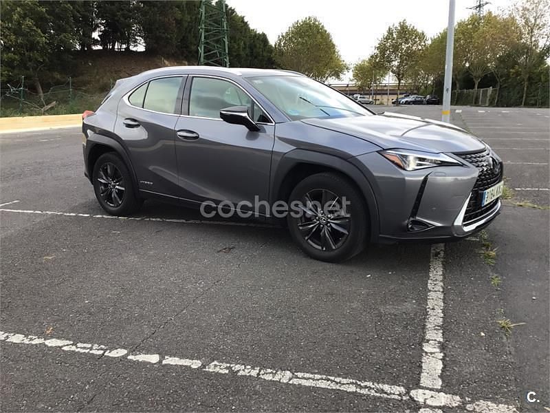 Gris / plata Usado 2019 Lexus UX Business Edition SUV | 22.900 € (Super precio) - Imagen 1/4