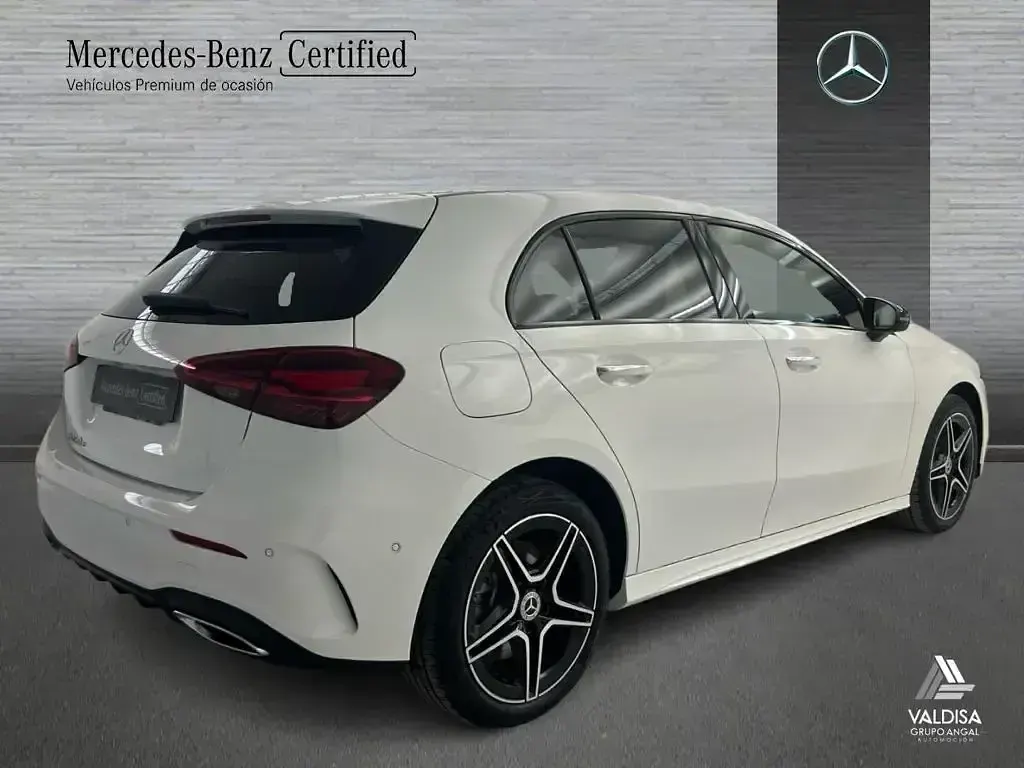 Usado Mercedes A250 218 CV (160 kW) 2025 Blanco polar Berlina