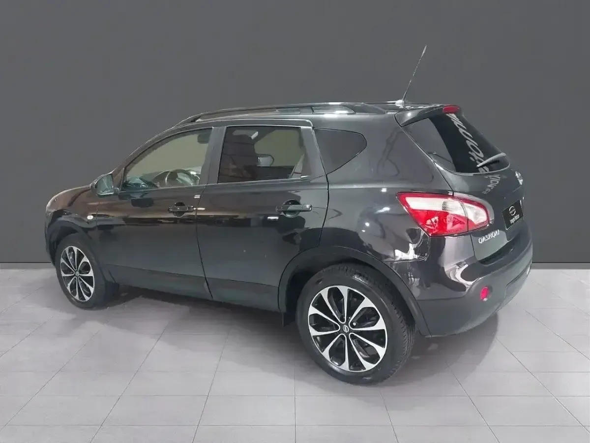Usado Nissan Qashqai Acenta 116 CV (85 kW) 2013 Negro SUV