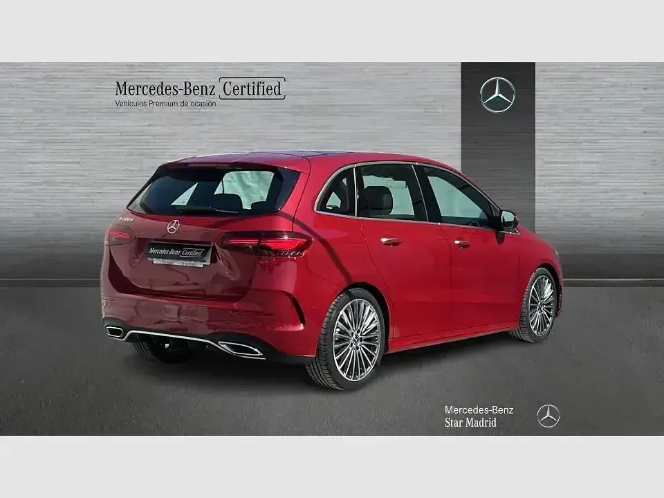 Usado Mercedes B200 150 CV (110 kW) 2025 Rojo Utilitario