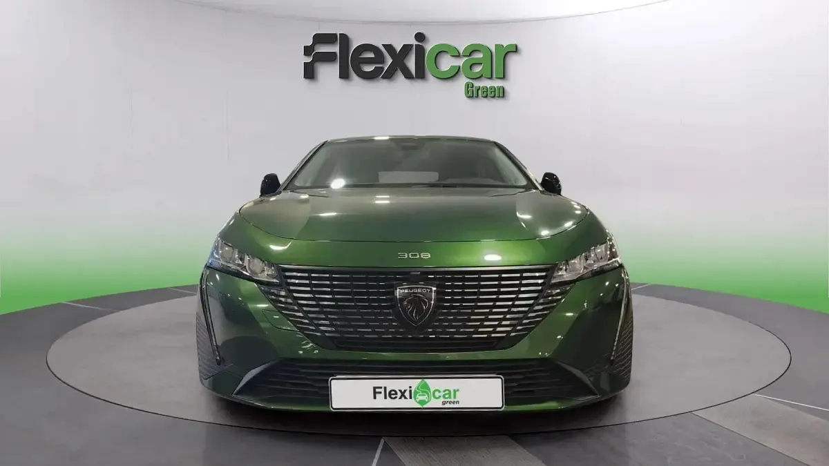 Usado Peugeot 308 Active 131 HP (96 kW) 2024 Verde Citadino