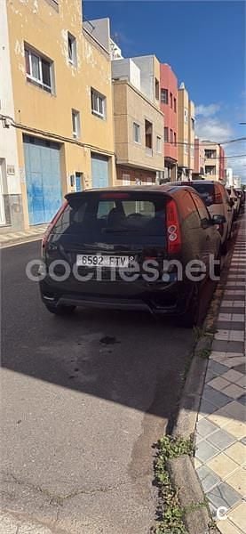 Usado Ford Fiesta Sport 100 CV (73 kW) 2007 Negro Utilitario