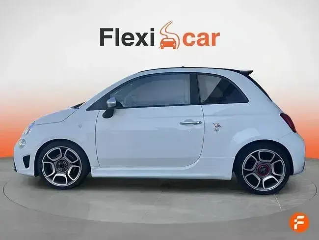 Usado Abarth 595 Turismo 165 CV (121 kW) 2021 Blanco Utilitario