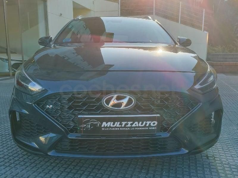Usado Hyundai i30 N Line 120 CV (88 kW) 2021 Gris / plata Familiar