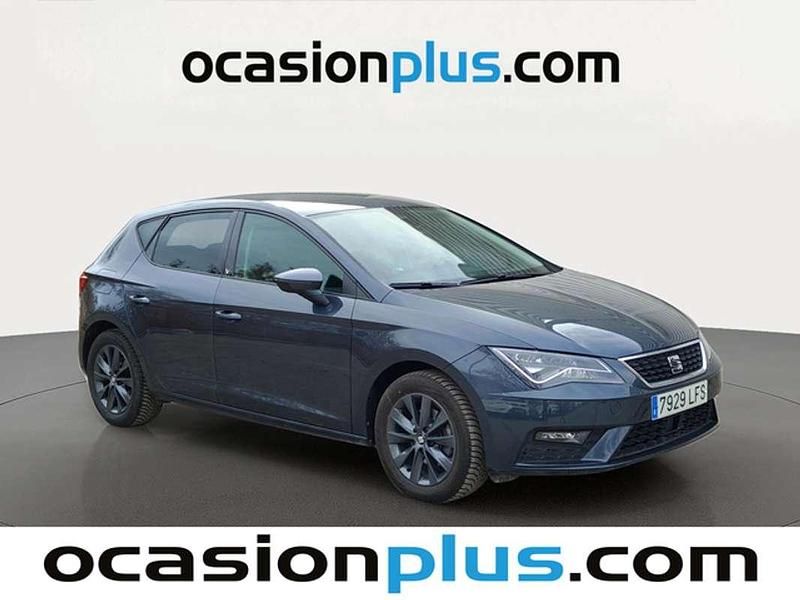 Usado Seat Leon Style 116 CV (85 kW) 2020 Gris Utilitario