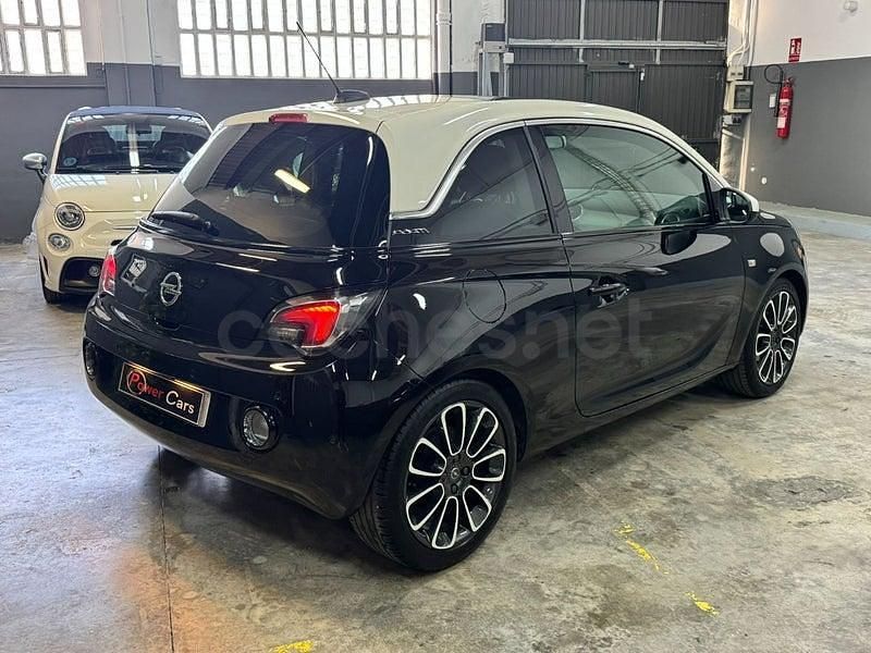 Usado Opel Adam Glam 87 HP (63 kW) 2017 Preto Citadino