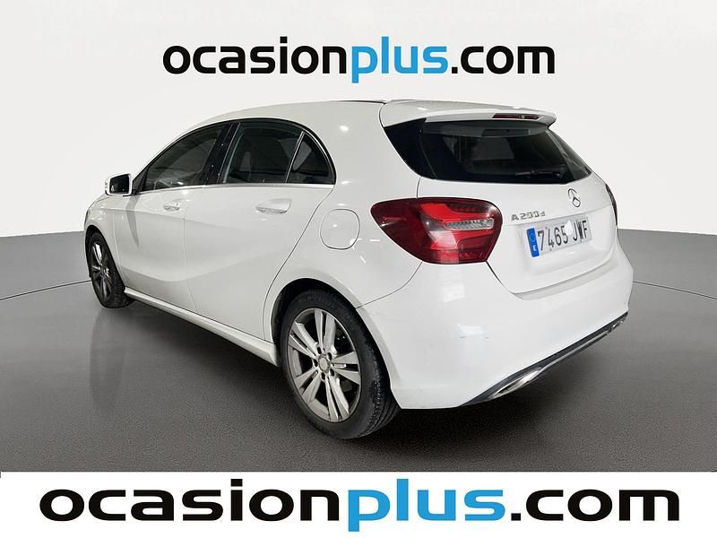 Usado Mercedes A200 136 CV (100 kW) 2017 Blanco Utilitario