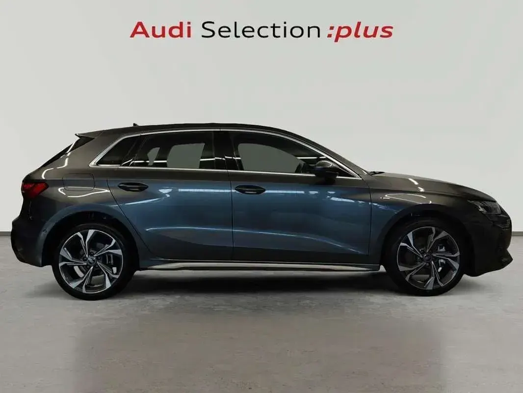 Usado Audi A3 S-Line 204 CV (150 kW) 2025 Gris Berlina