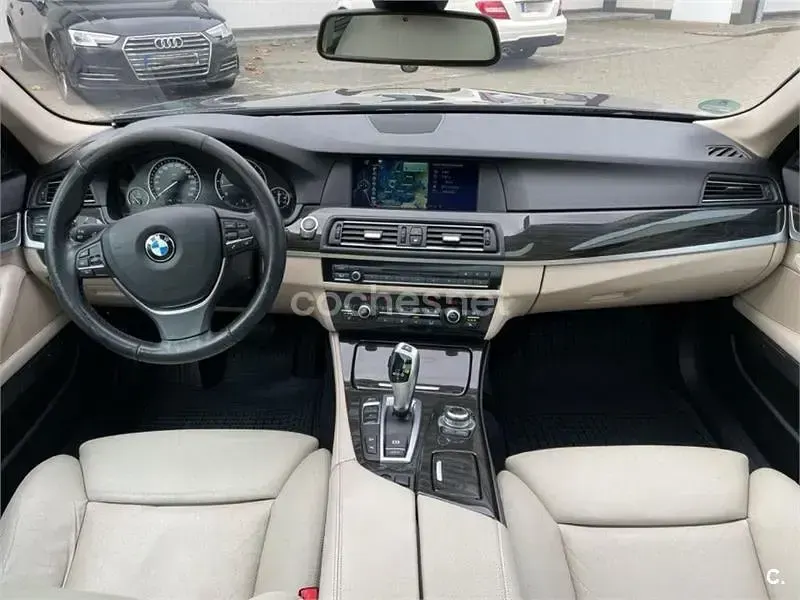 Usado BMW 530 258 CV (189 kW) 2012 Negro Familiar